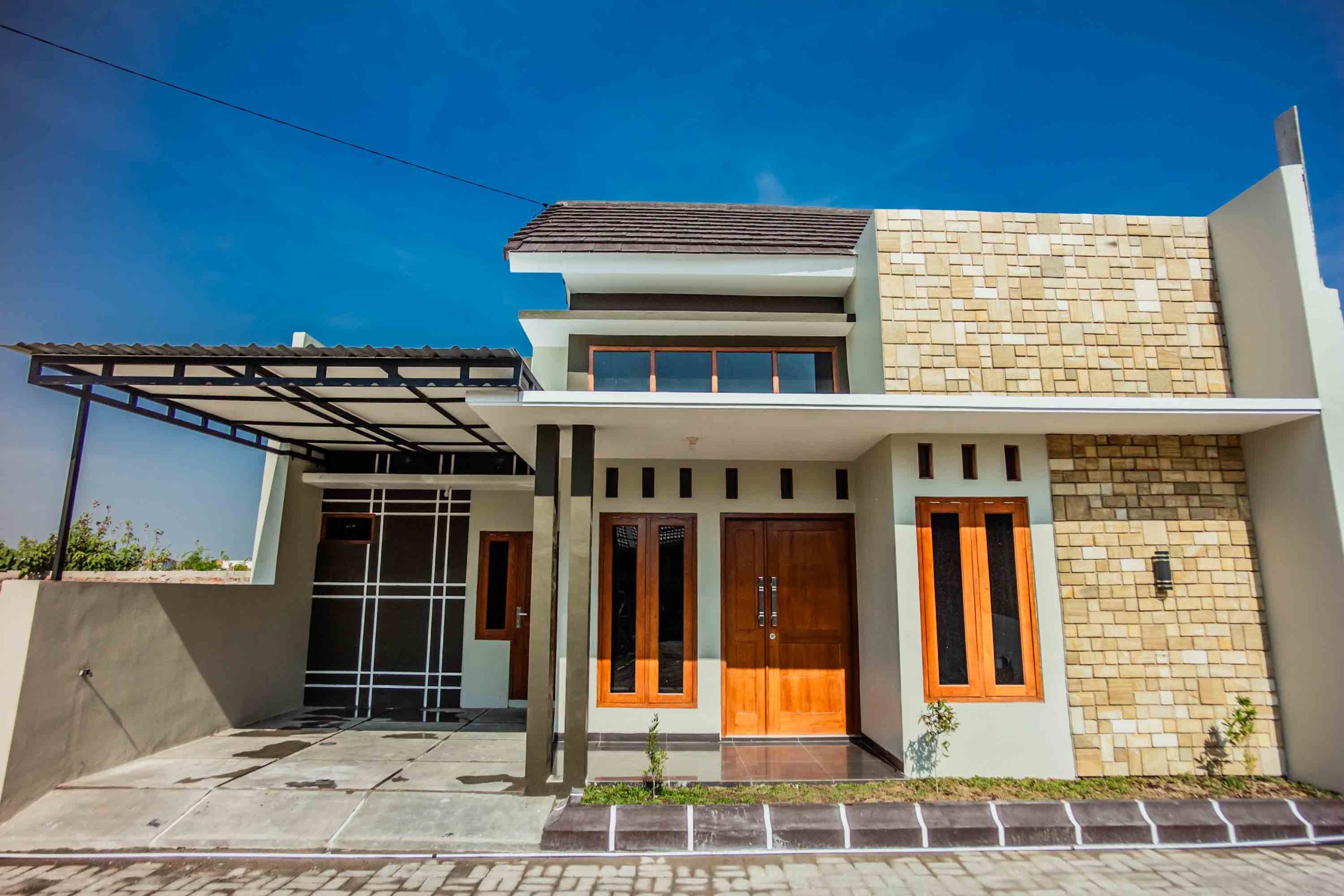Almiera Town House